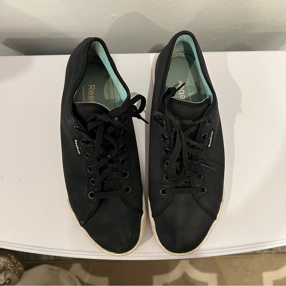 Ultra Light Black Reebok Sneakers (Machine Washable) - Picture 4 of 5